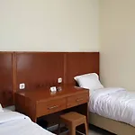 Sharon Guest House Bandung RedPartner