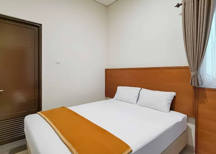 Sharon Guest House Bandung RedPartner