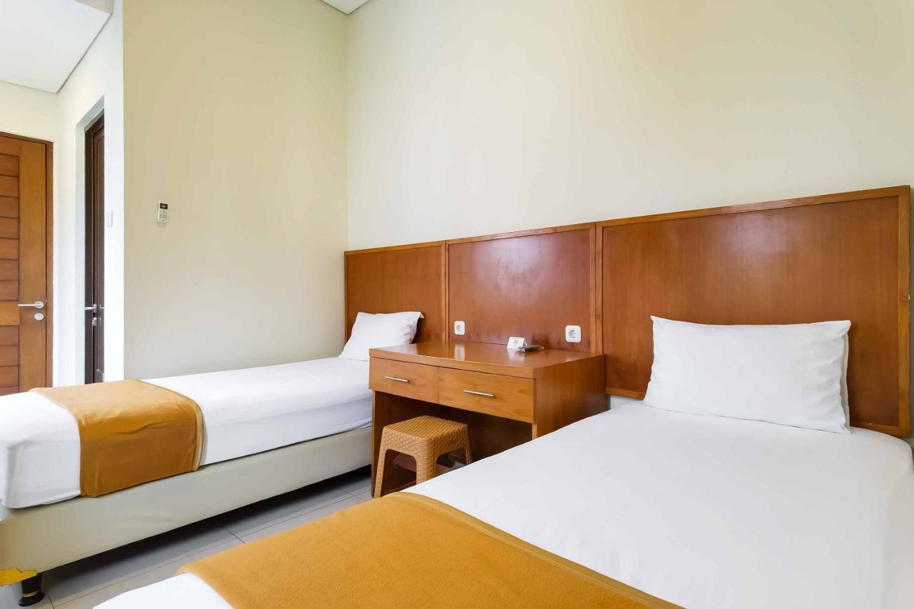 Sharon Guest House Bandung RedPartner Hotel