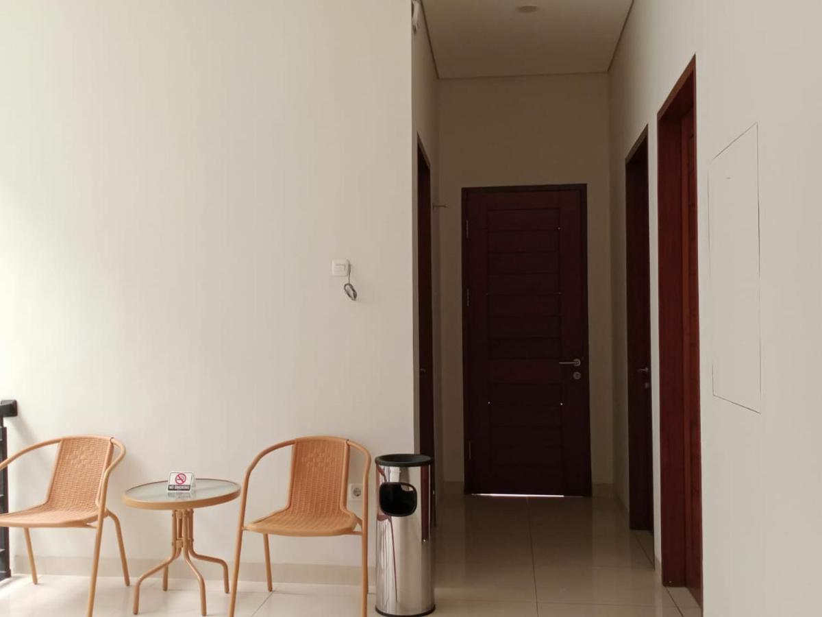 Hotel Sharon Guest House Bandung RedPartner